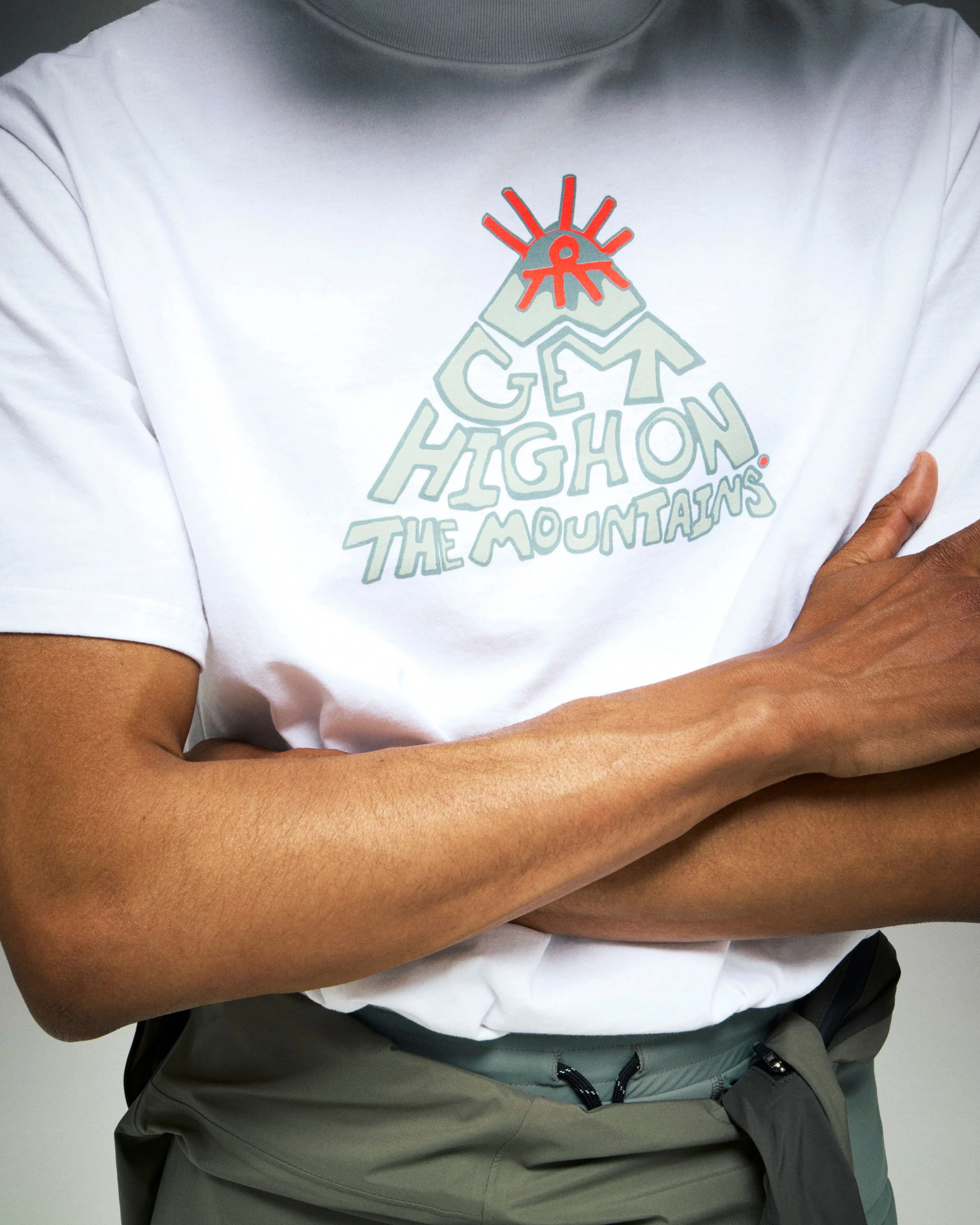 California Cotton Tee, Mountains Vintage White - Image 3