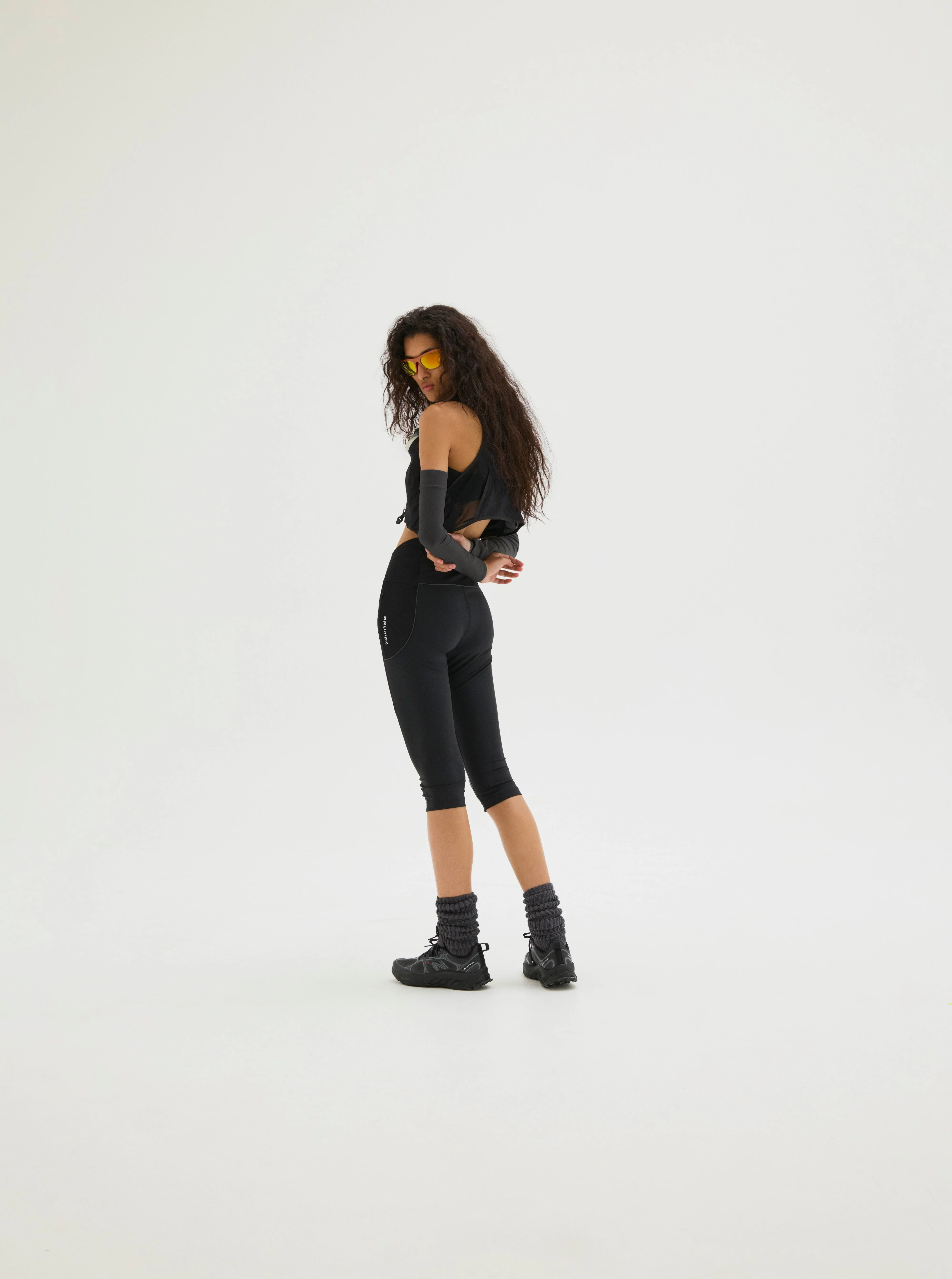 Cargo Compression Capri Tights, Black - Image 3