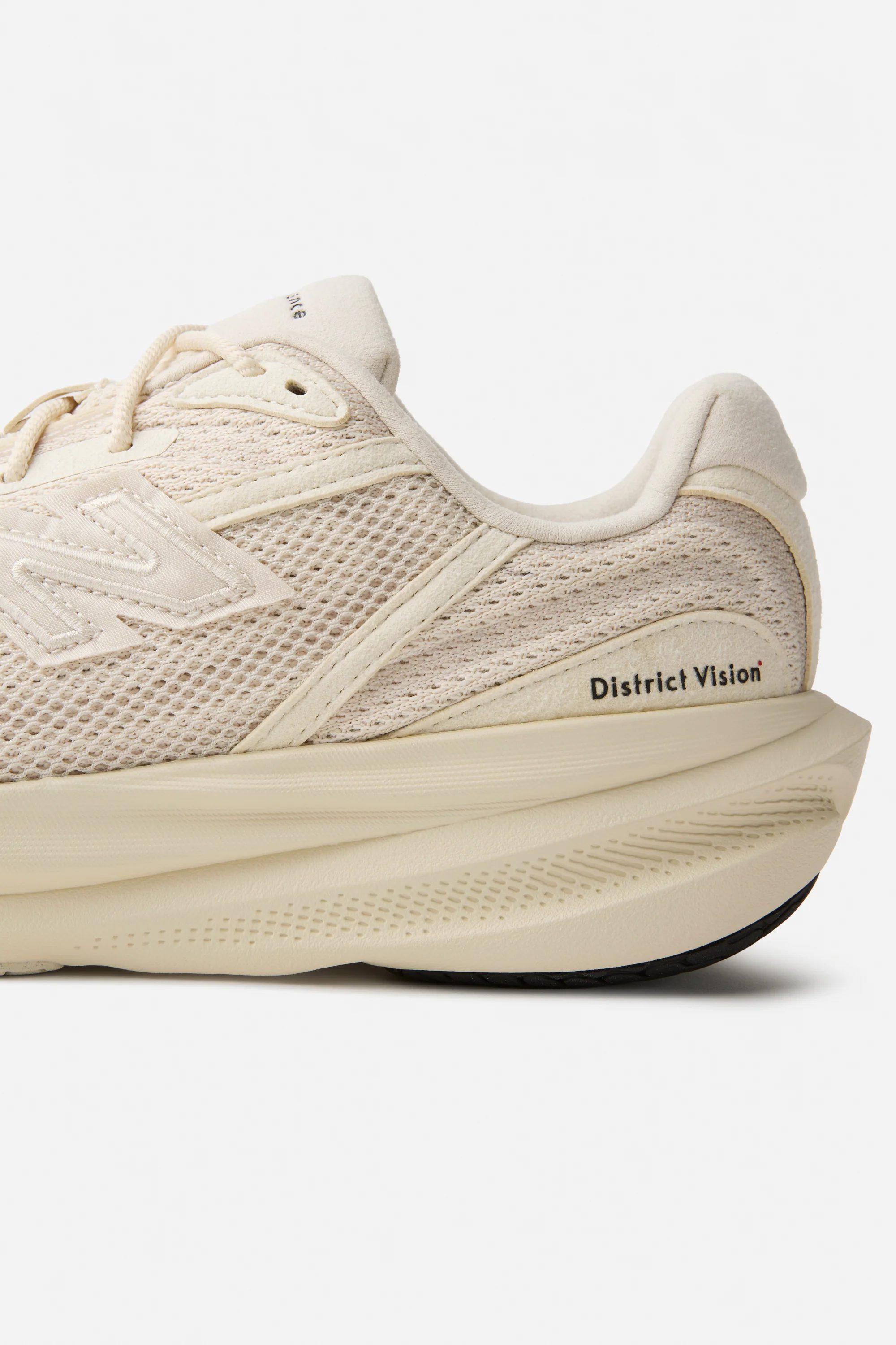 DV + NB 1080 Training Shoe Womens, Linen - Image 8
