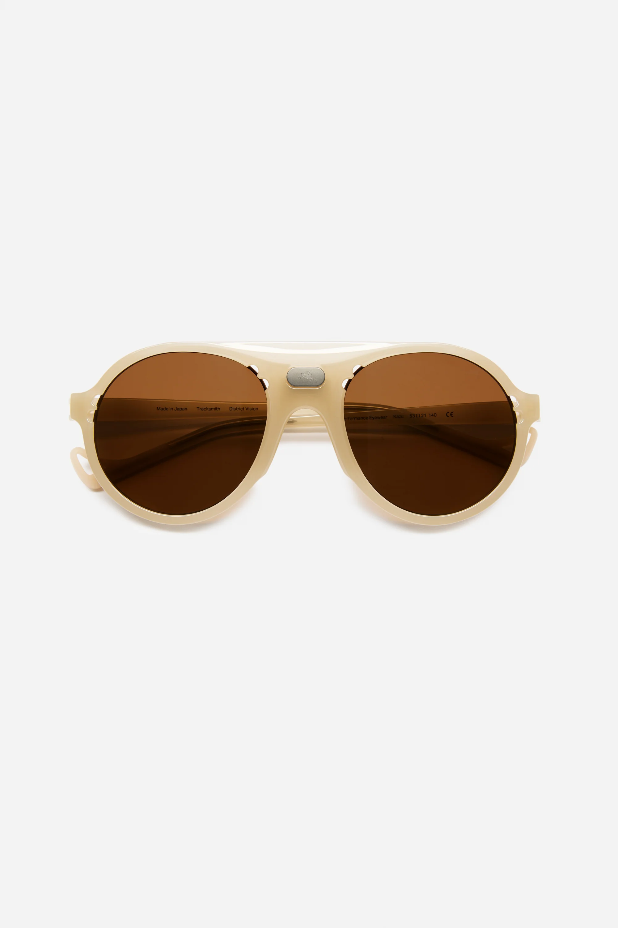 Kazu Tourer Ivory, D+ Earth Vision