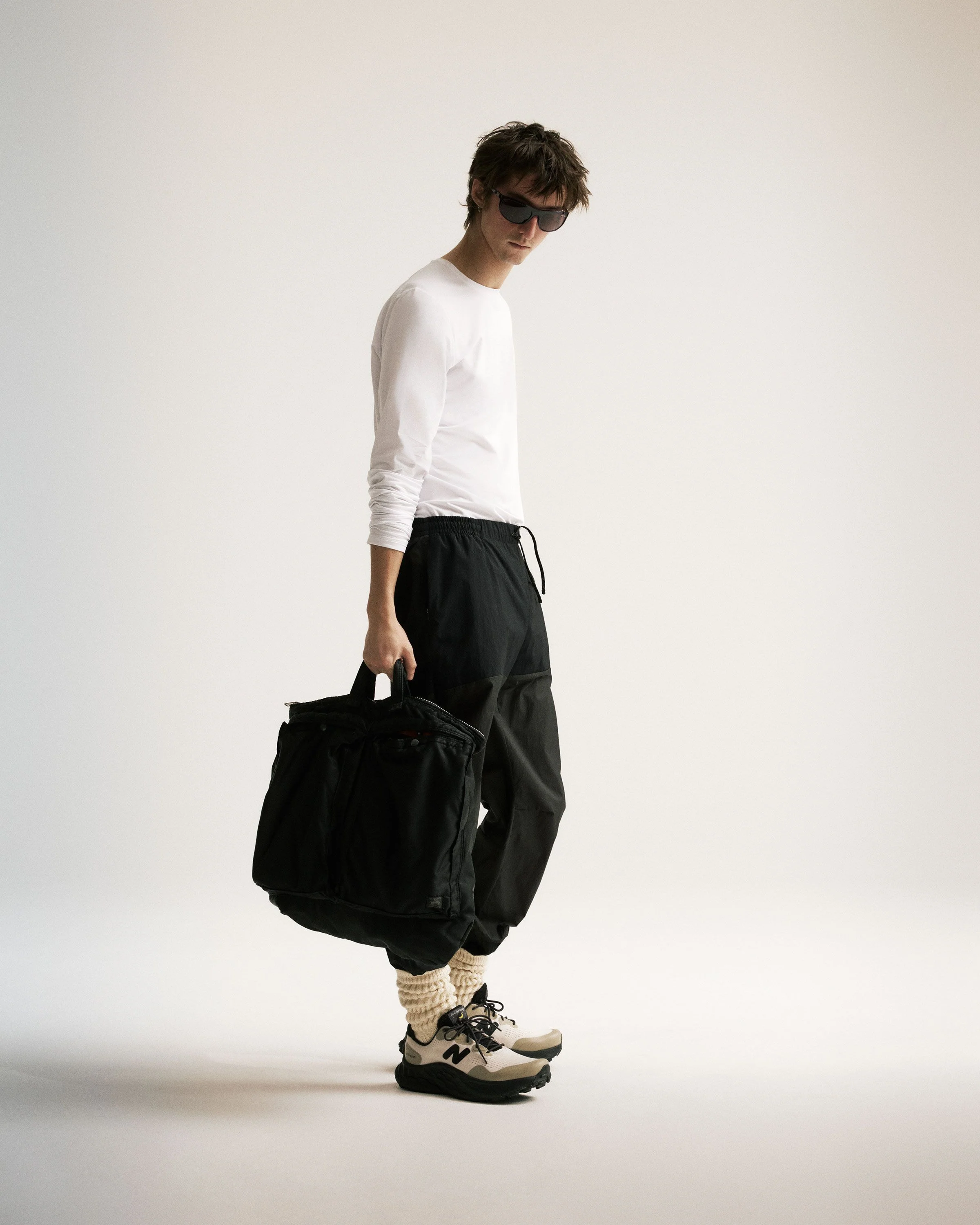 Ultralight DWR Paneled Track Pant, Black - Image 4